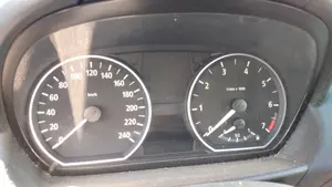 BMW SERIE 1 BERLINA (E81/E87) foto 10