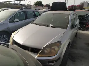 OPEL ASTRA H BERLINA foto 1