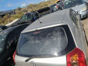 TOYOTA COROLLA (E12) foto 3