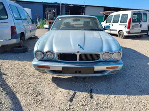 JAGUAR XJ foto 1