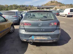 SEAT IBIZA (6L1) foto 3
