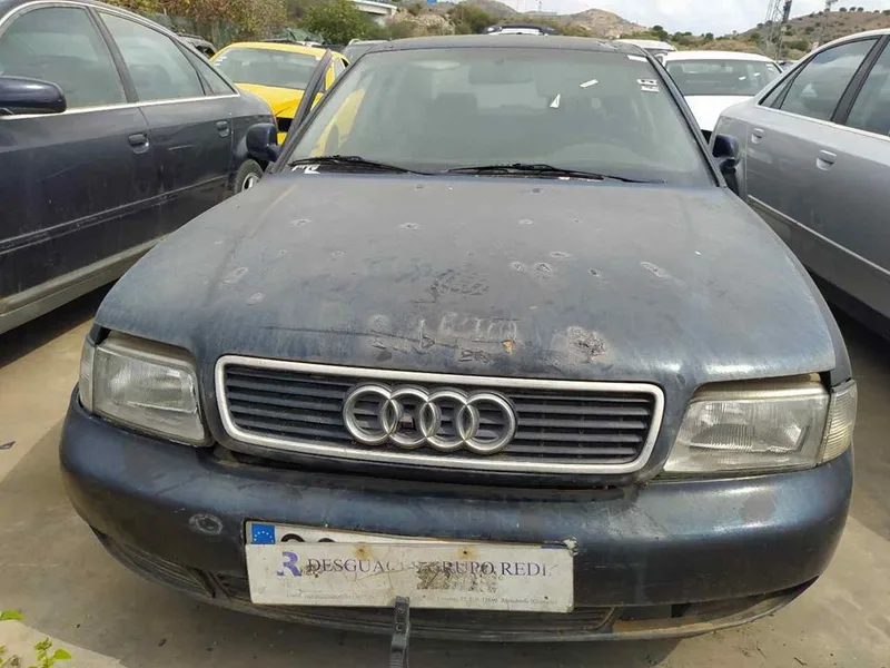 AUDI A4 BERLINA (B5)