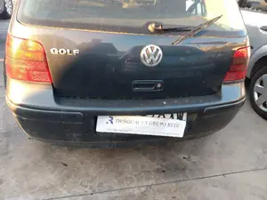 VOLKSWAGEN GOLF IV BERLINA (1J1)(10.1997) foto 6