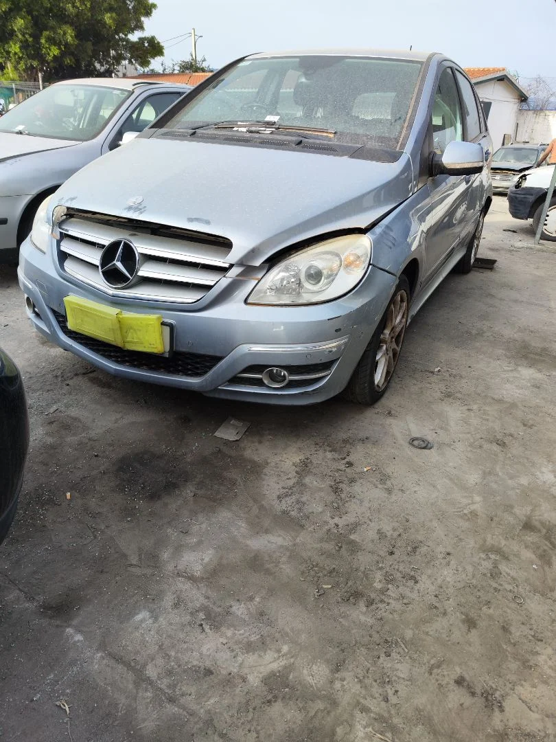 MERCEDES-BENZ CLASE B (BM 245)