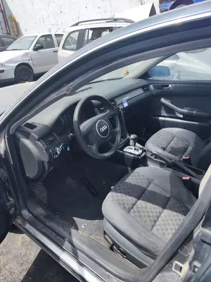 AUDI A6 BERLINA (4B2) foto 2
