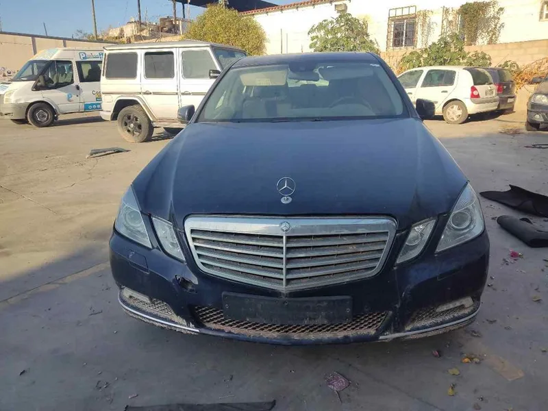 MERCEDES-BENZ CLASE E (BM 212) LIM.