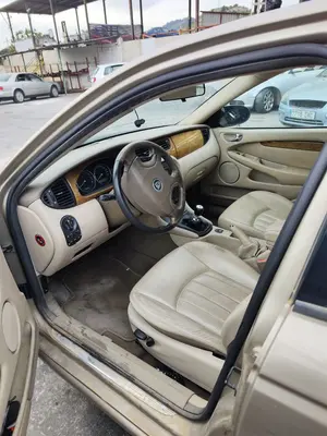 JAGUAR X-TYPE foto 5