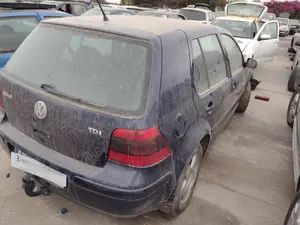 VOLKSWAGEN GOLF IV BERLINA (1J1)(10.1997) foto 6
