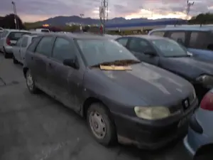 SEAT IBIZA (6K1) foto 4