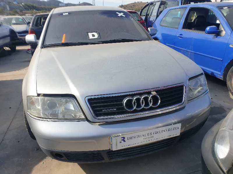 AUDI A6 BERLINA (4B2)