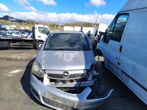OPEL ZAFIRA B foto 1