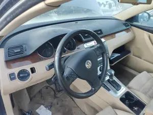 VOLKSWAGEN PASSAT BERLINA (3C2) foto 8