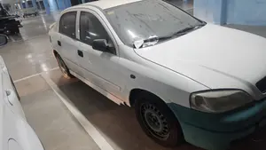 OPEL ASTRA G BERLINA foto 4