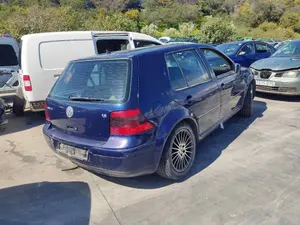 VOLKSWAGEN GOLF IV BERLINA (1J1)(10.1997) foto 3
