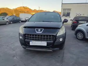 PEUGEOT 3008 foto 1