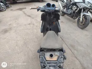 YAMAHA AEROX 50 foto 3