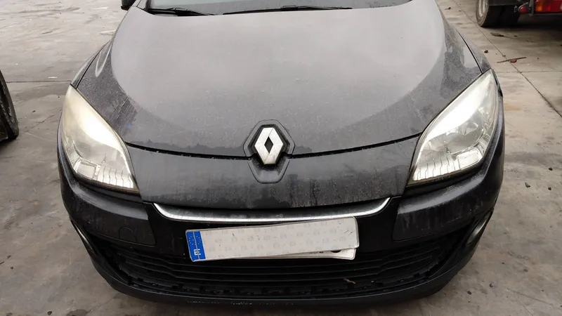RENAULT MEGANE III BERLINA 5P