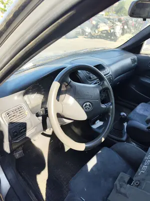 TOYOTA COROLLA (E11) foto 7