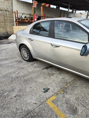 ALFA ROMEO 159 (140) foto 6