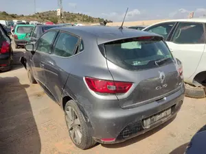 RENAULT CLIO IV foto 6