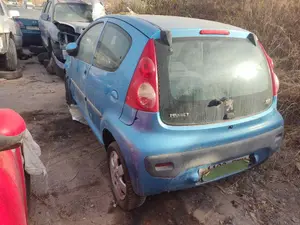 PEUGEOT 107 foto 4