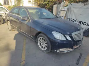 MERCEDES-BENZ CLASE E (BM 212) LIM. foto 2