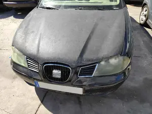 SEAT CORDOBA BERLINA (6L2) foto 5