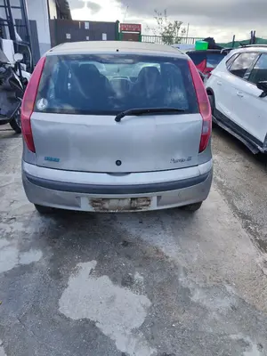 FIAT II PUNTO (188) BERLINA foto 4