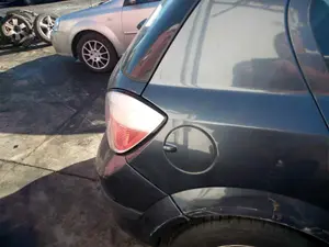 OPEL ASTRA H BERLINA foto 5