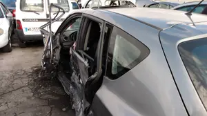 MAZDA 3 BERLINA (BK) foto 3