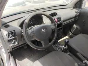 OPEL CORSA C foto 6