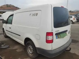 VOLKSWAGEN CADDY (2K)(02.2004) foto 2