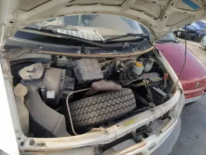 NISSAN VANETTE CARGO foto 5