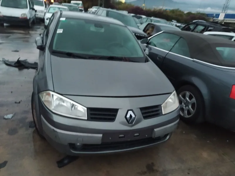 RENAULT MEGANE II CLASSIC BERLINA