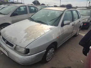 SEAT CORDOBA BERLINA (6K2) foto 6