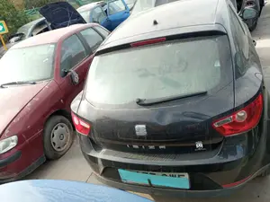SEAT IBIZA BERLINA (6J5) foto 6