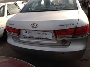 HYUNDAI SONATA (NF) foto 4
