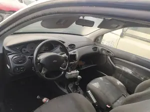 FORD FOCUS BERLINA (CAK) foto 3