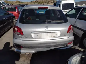 PEUGEOT 206 + foto 4