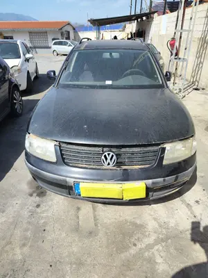 VOLKSWAGEN PASSAT VARIANT (3B5) foto 1