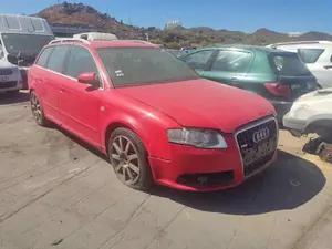 AUDI A4 AVANT (8E) foto 5