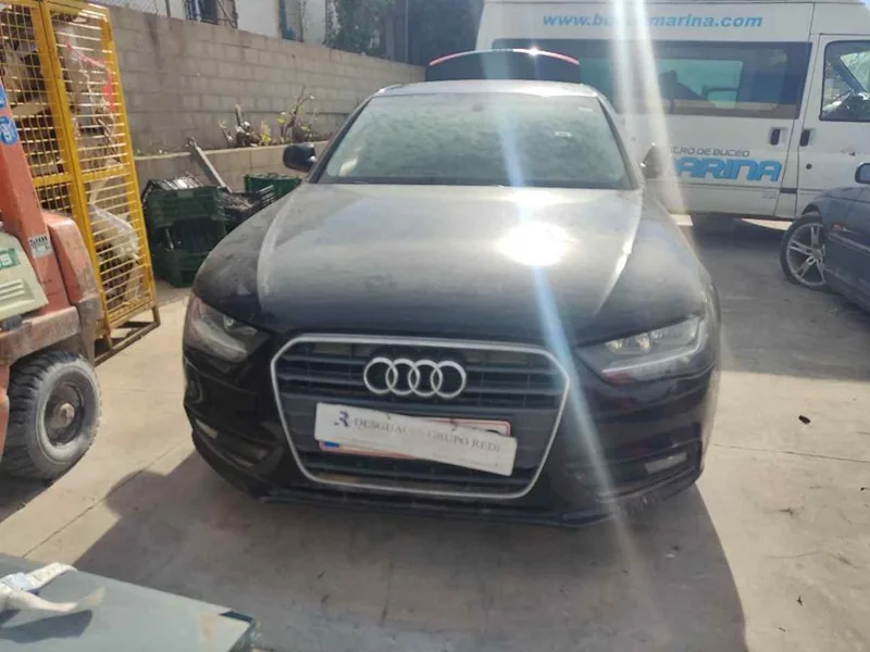 AUDI A4 BERLINA (8K2)