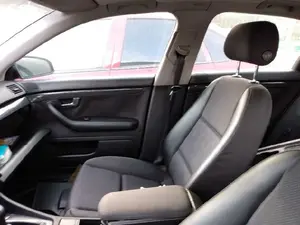 AUDI A4 BERLINA (8E) foto 4