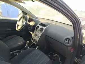 OPEL CORSA D foto 4