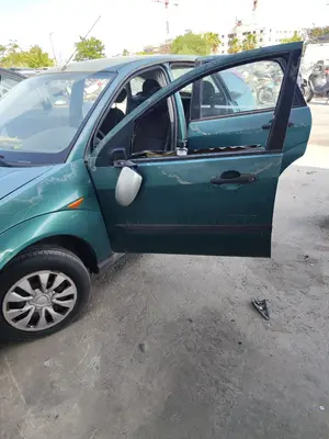 FORD FOCUS BERLINA (CAK) foto 4