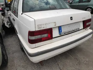 VOLVO SERIE 460 foto 5