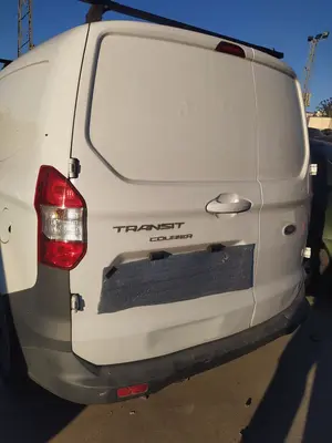 FORD TRANSIT COURIER (C4A) foto 9
