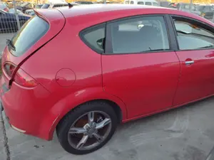 SEAT LEON (1P1) foto 5