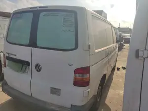 VOLKSWAGEN T5 TRANSPORTER BUS (7H) foto 5