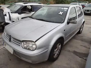 VOLKSWAGEN GOLF IV BERLINA (1J1)(10.1997) foto 5